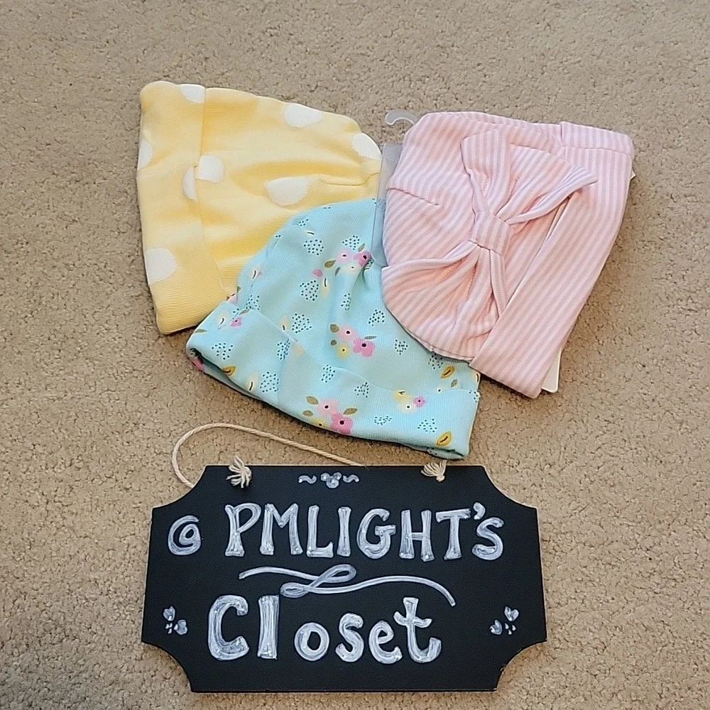 Gerber Set of 3 Hats 0-6 months New Pink Yellow Green Newborn Baby
